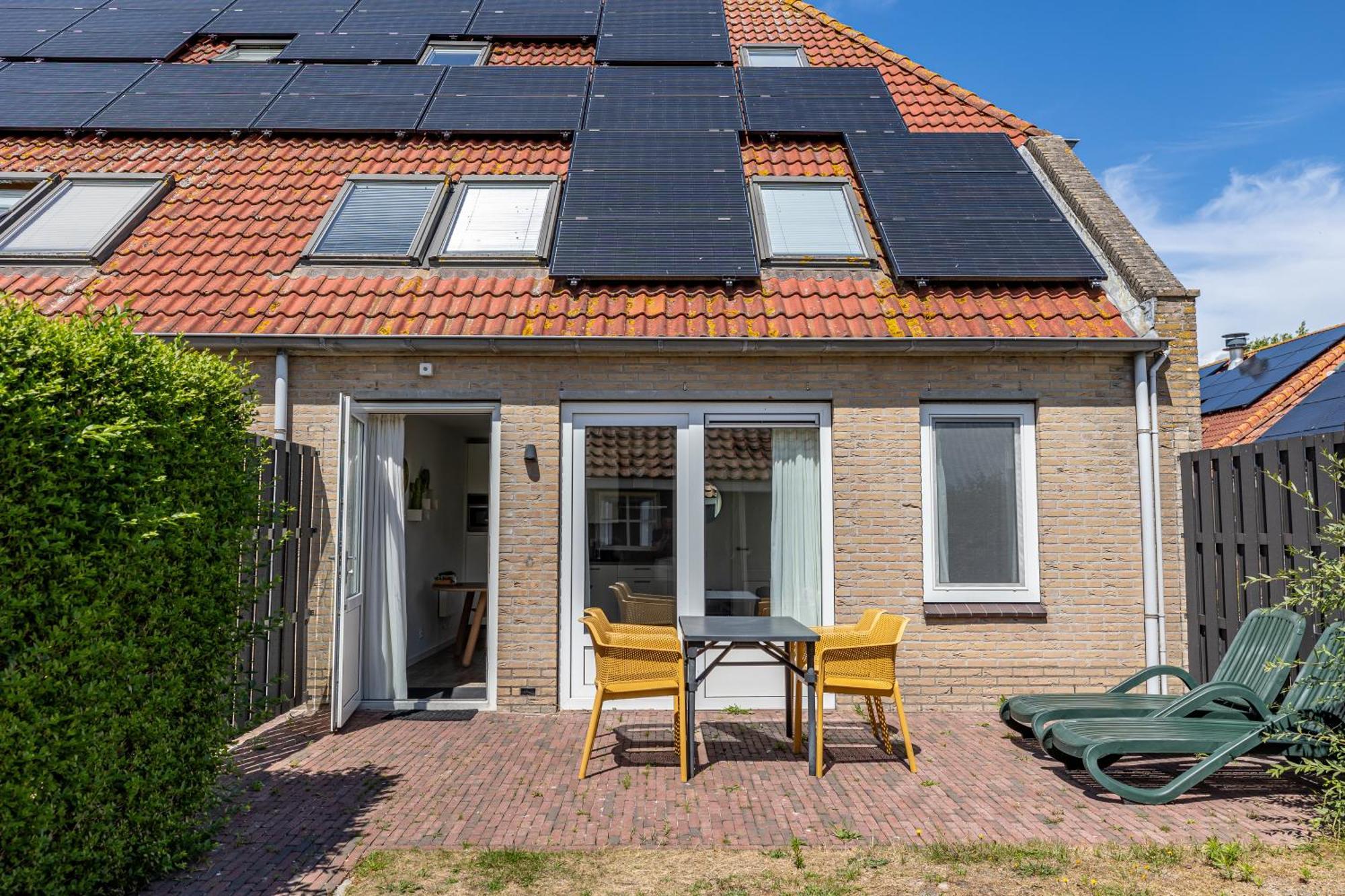 Appartementenhotel Tjermelan Terschelling Oosterend  Exterior foto